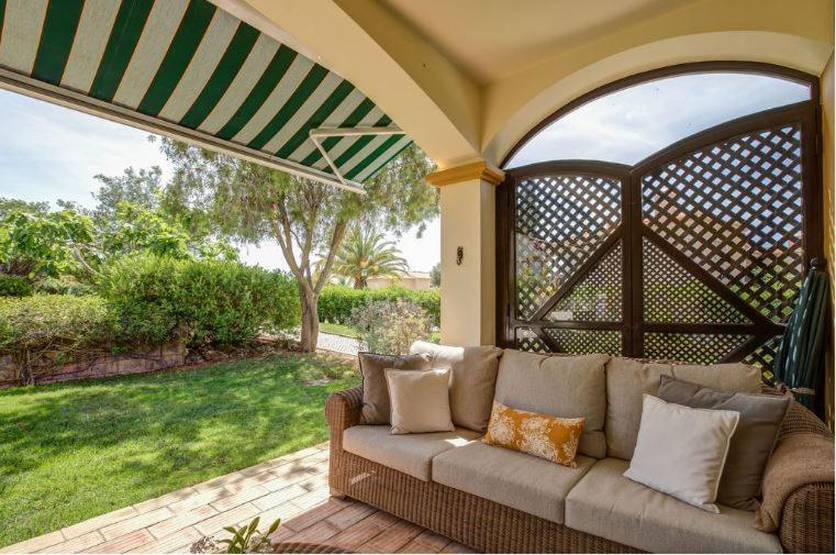 2Bedroom Bungalow Heated Shared Pool ,Near Carvoeiro And Ferrugudo Eksteriør billede