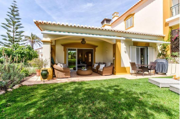 2Bedroom Bungalow Heated Shared Pool ,Near Carvoeiro And Ferrugudo Eksteriør billede